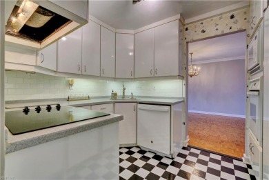 Beach Condo For Sale in Norfolk, Virginia