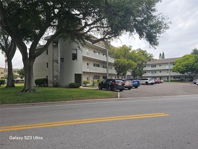 Beach Condo For Sale in Clearwater, Florida