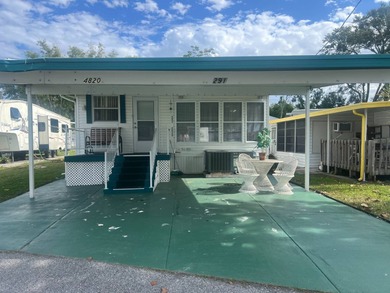 Beach Home For Sale in Holiday, Florida