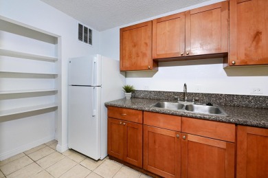 Beach Condo For Sale in Kahului, Hawaii