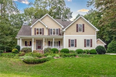 Beach Home For Sale in Hartfield, Virginia