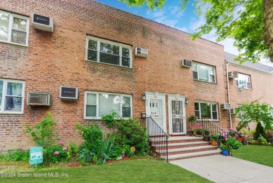 Beach Apartment Sale Pending in Brooklyn, New York