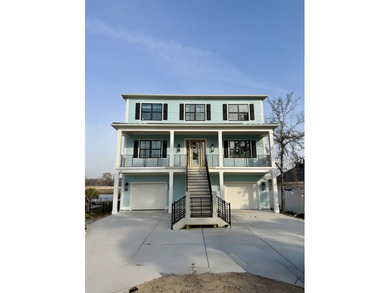 Beach Home For Sale in North Myrtle Beach, South Carolina