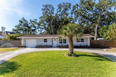 Beach Home For Sale in St. Petersburg, Florida