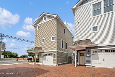 Beach Condo For Sale in Ship Bottom, New Jersey