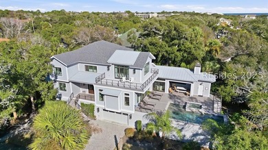 Beach Home For Sale in Hilton Head Island, South Carolina