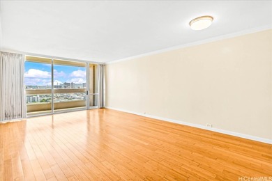 Beach Condo For Sale in Honolulu, Hawaii