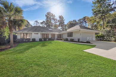Beach Home For Sale in Hilton Head Island, South Carolina