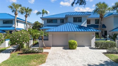 Beach Townhome/Townhouse For Sale in St. Petersburg, Florida
