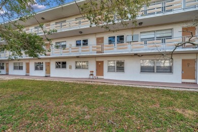 Beach Condo For Sale in Largo, Florida