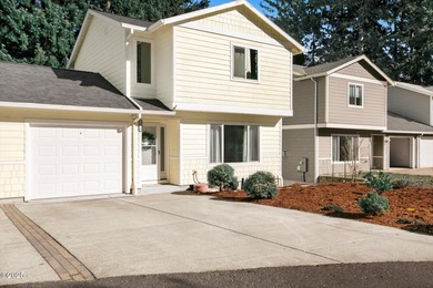 Beach Townhome/Townhouse For Sale in Lincoln City, Oregon