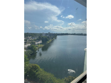 Beach Condo For Sale in Miami, Florida