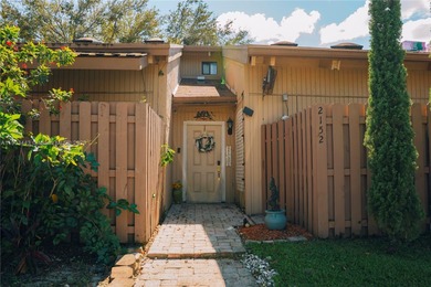 Beach Townhome/Townhouse Sale Pending in Davie, Florida