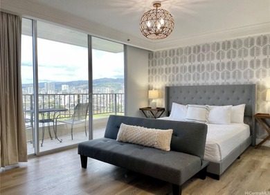 Beach Condo For Sale in Honolulu, Hawaii