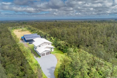 Beach Home For Sale in Mountain View, Hawaii