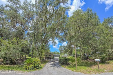 Beach Home For Sale in Yankeetown, Florida