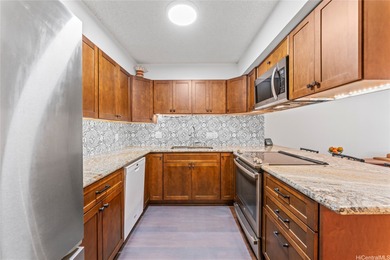 Beach Condo For Sale in Honolulu, Hawaii