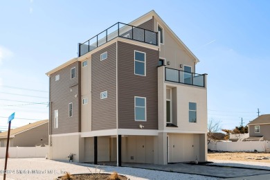 Beach Home Sale Pending in Seaside Heights, New Jersey