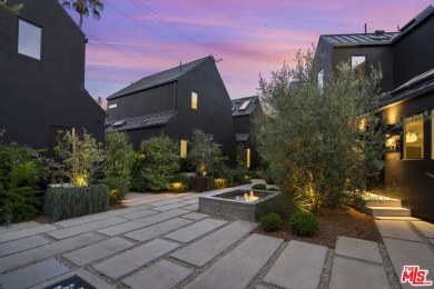 Beach Home For Sale in Venice, California