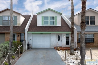 Beach Townhome/Townhouse For Sale in South Padre Island, Texas