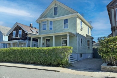 Beach Home Active Under Contract in Newport, Rhode Island
