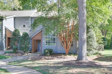 Beach Home For Sale in Williamsburg, Virginia