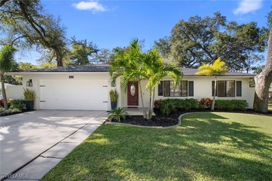 Beach Home For Sale in Fort Myers, Florida