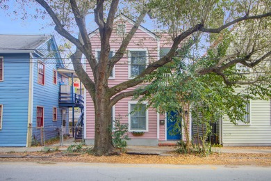 Beach Home For Sale in Charleston, South Carolina