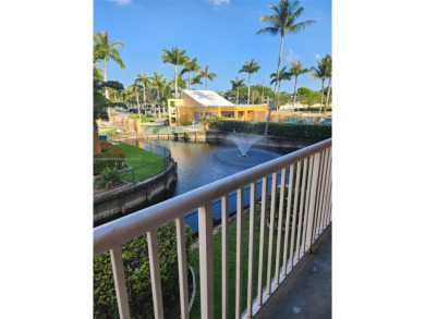 Beach Condo For Sale in Dania, Florida
