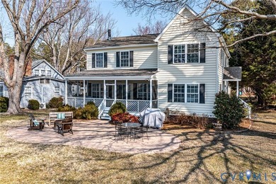 Beach Home Sale Pending in Warsaw, Virginia