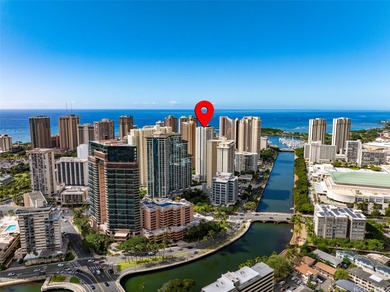 Beach Condo For Sale in Honolulu, Hawaii