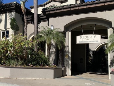 Beach Condo For Sale in La Jolla, California