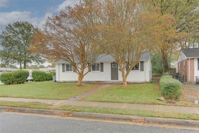 Beach Home For Sale in Hampton, Virginia