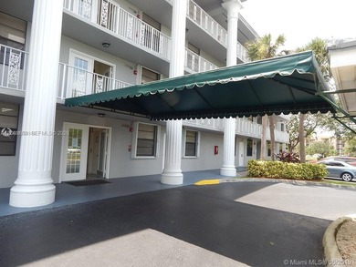 Beach Condo For Sale in Davie, Florida