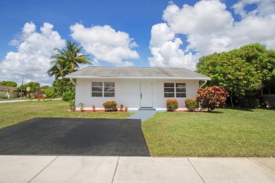 Beach Home For Sale in Tamarac, Florida