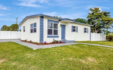 Beach Home For Sale in Delray Beach, Florida