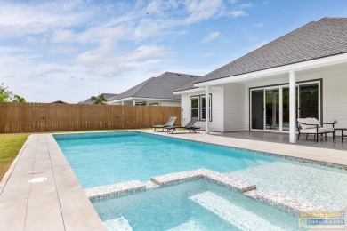 Beach Home For Sale in Laguna Vista, Texas