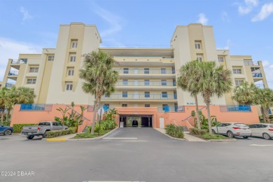 Beach Condo For Sale in New Smyrna Beach, Florida