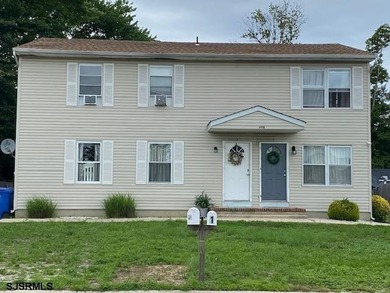 Beach Townhome/Townhouse For Sale in Manahawkin, New Jersey