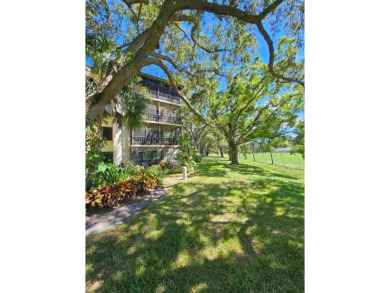 Beach Condo For Sale in Largo, Florida