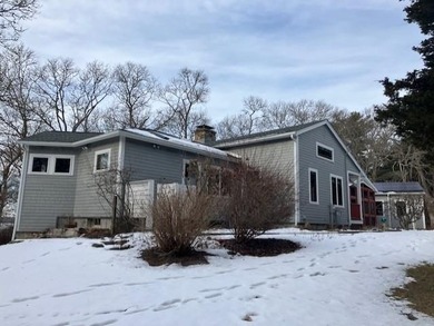 Beach Home For Sale in South Kingston, Rhode Island