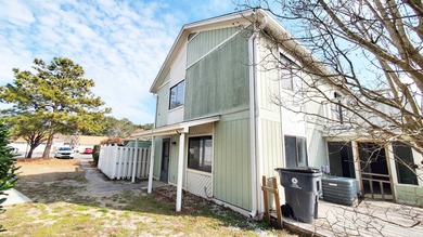 Beach Townhome/Townhouse For Sale in Surfside Beach, South Carolina