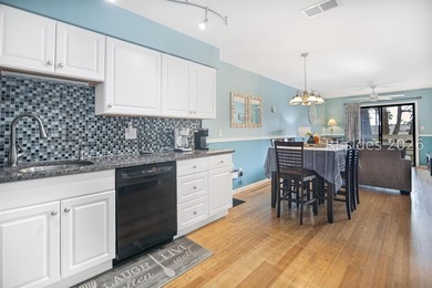 Beach Condo For Sale in Hilton Head Island, South Carolina