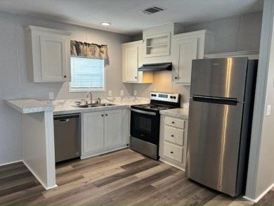 Beach Home For Sale in St. Petersburg, Florida