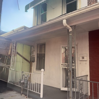 Beach Townhome/Townhouse For Sale in Atlantic City, New Jersey