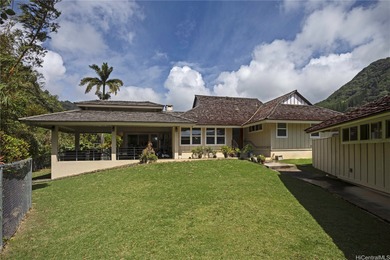 Beach Home For Sale in Honolulu, Hawaii