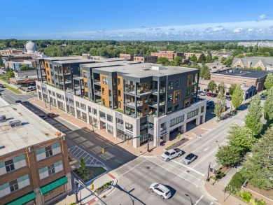 Beach Condo For Sale in Holland, Michigan