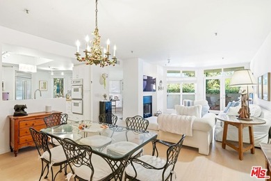 Beach Condo For Sale in Santa Monica, California