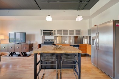 Beach Condo For Sale in Miami, Florida