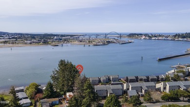 Beach Condo For Sale in Newport, Oregon